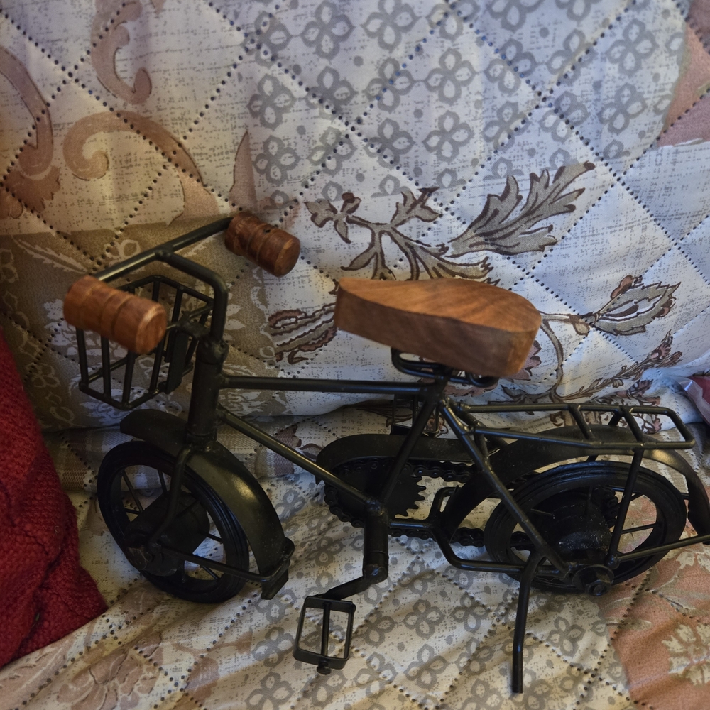 Mini Metal Bicycle Wood Seat Home Decor 10" Long Working Chain Mini Bike‎ Decor